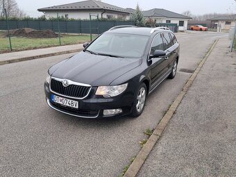 Skoda Superb combi 2.0tdi - 8
