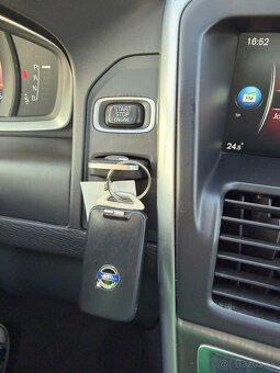 VOLVO XC60 - 8