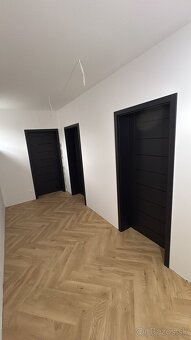 Pokládka podlahy a príprava podkladu - 8
