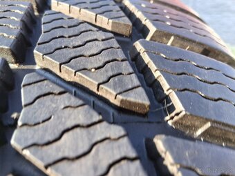 255/50 r19 zimne pneumatiky - 8