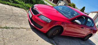 Škoda OctaviaIII 1.6 TDI Active Hatchback - 8