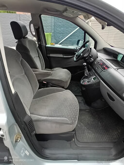 Predam Peugeot 807 - 8