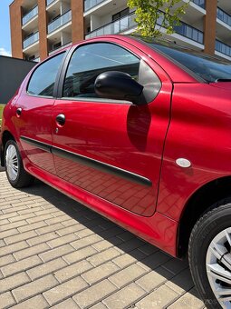 Predám Peugeot 206 1.1 Benzín - 8