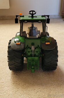Bruder traktor John Deere 7930 - 8