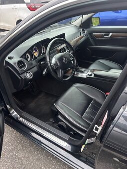 Predám Mercedes-Benz C 220d w204 facelift - 8