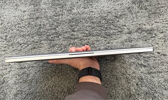 MacBook Pro 2019 Space Gray - Nová Batéria - 8