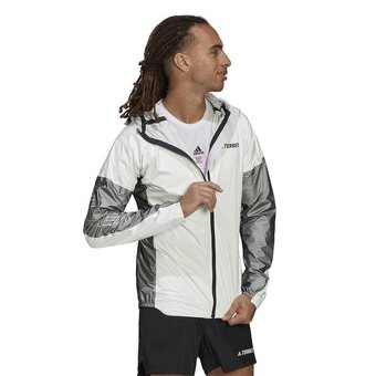 KUPIM ADIDAS TERREX oBLECENIE velkost S - 8