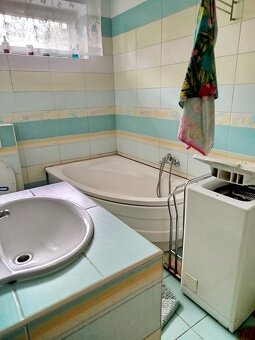 5-izbový rodinný dom, 250 Eur/mesiac/osoba - 8