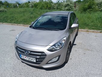 Hyundai i30 1,6 MPI - 8