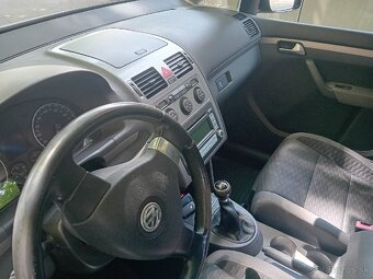 WOLKSVAGEN Touran 1.9tdi 77kw R.V.2009 - 8