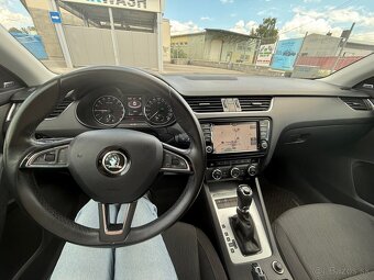 Škoda Octavia Combi 1.6 TDI 110k Active DSG - 8