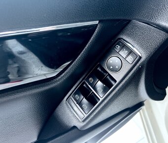 Mercedes-Benz C 200CDI Automat BlueEFFICIENCY Elegance SK ŠP - 8