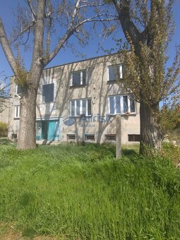 Novo zrekonštruovaný 3-izbový byt na predaj v tichom prostre - 8