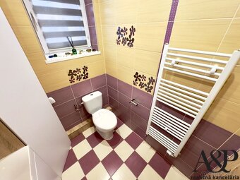 4 IZBOVÝ RODINNÝ DOM S BAZÉNOM, POZEMOK 783M2, RECA, okr. SE - 8