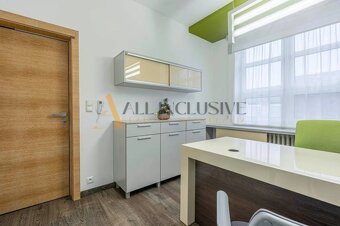 ALL INCLUSIVE I REPREZENTATÍVNE KANCELÁRSKE PRIESTORY NA PRE - 8