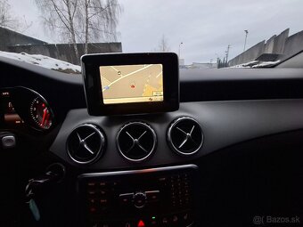 Mercedes-Benz GLA-Klasse GLA 250 4matic - 8