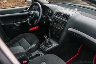 Škoda Octavia II 1.4 MPI, r.v. 2008 - 8