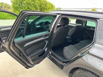 Volkswagen Passat Variant 2.0 TDI DSG Business Matrix LED - 8