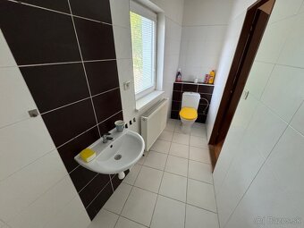 - prenájom 3-izbového rodinného domu - 8