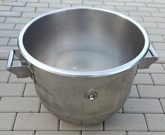 Nerezové kotlíky na opravu - 8