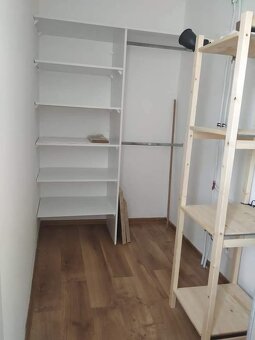 Cena komplet 480€ - 8