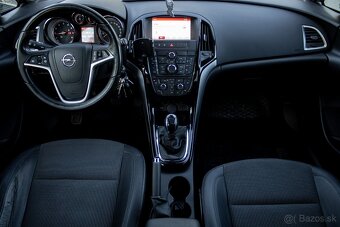 Opel Astra Sport Tourer ST 1.4 Turbo 140k Cosmo - 8