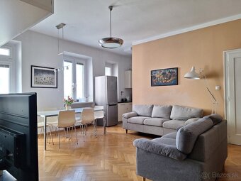 4izbový veľkometrážny staromestský tehlový byt s parkovaním - 8