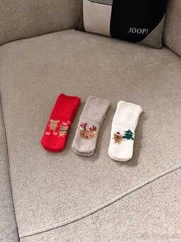 Vianočné svetríky a ponožky H&M - 8