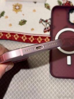iPhone 15 pink 256 GB - 8