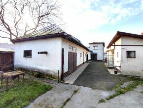 Na predaj dvojpodlažný rodinný dom v obci Sačurov - okres Vr - 8
