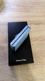 Vymenim Samsung Flip 6 modry + 2 obaly v hodnote 50€ - 8