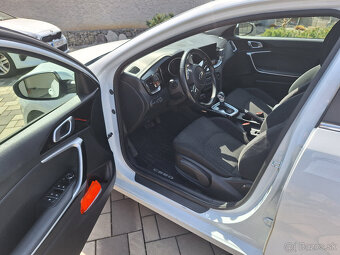 Kia Ceed SW - 8