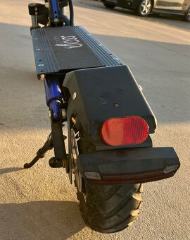 ELEKTRICKÁ KOLOBEŽKA CITY BOSS D1000LH ČIERNA - 8