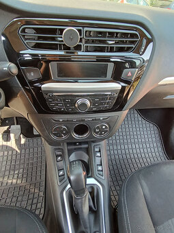 Predam Peugeot 301 - 8