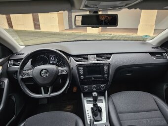 Škoda Octavia Combi 2.0 TDI DSG F1 Elegance Webasto Navi Ťaž - 8