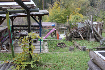 SPEKTRUM REALITY- Na Predaj záhrada 312 m2,, záhradkárska os - 8