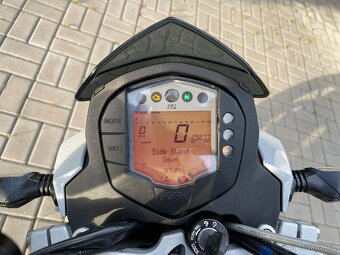 KTM Duke 125 - 8