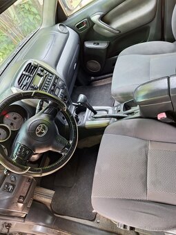 RAV4, 08/2005, STK do 02/27, 192000 km, 2. majiteľka, SR - 8