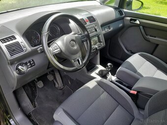 Volkswagen touran - 8