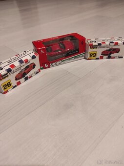 Bburago 1:64 modely - 8
