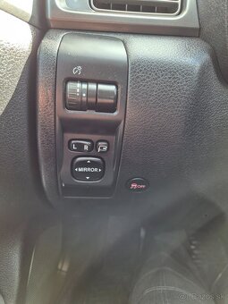 Subaru Impreza - 8