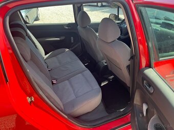 Peugeot 307 2.0 HDi XR - 8