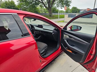 Mazda 3 2.0 Skyactiv G150 Plus 110kW, - 8