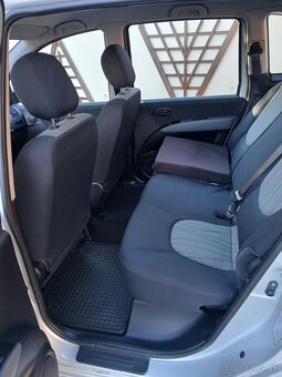 Hyundai Matrix 1.6 benzín - 8