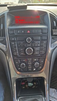 Predám Astra combi, 1.4T LPG 103 kw - 8