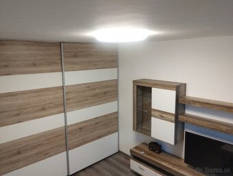 Kúpou voľný, zariadený 1 izbový byt. - 8