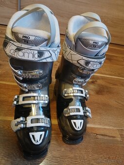 Lyžiarky ATOMIC - 8