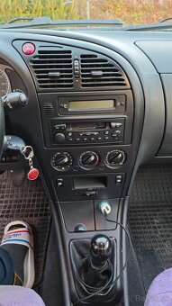 Citroen Xsara 1.4 benzín - 8