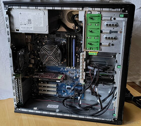 Stolový PC HP Z200 - Intel Xeon / 16GB RAM / 512GB SSD / HDD - 8
