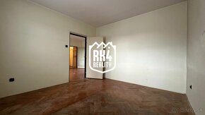 RK4 REALITY - NA PREDAJ - 3 izbový byt na Hlinách - 8